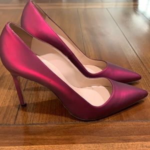 Dark Fuchsia Manolo Blahnik heels